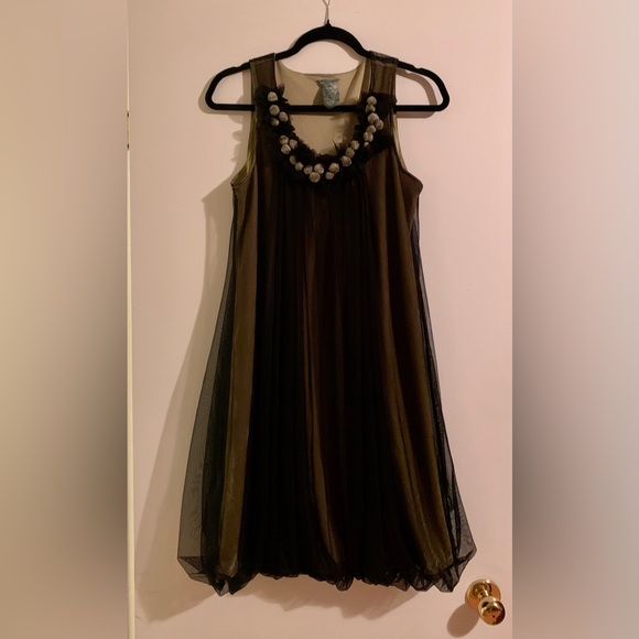 Ryu Dresses & Skirts - RYU unique gathered hem swing dress